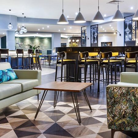 Delta Hotels By Marriott Milton Keynes Exterior photo